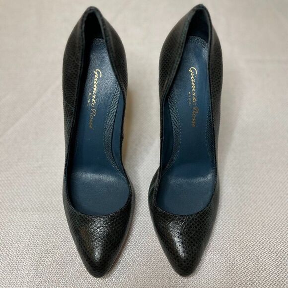 Gianvito Rossi Milano Snakeskin-Embossed Leather Pumps⎪Size 37 (US 6.5-7) - Picture 3 of 15